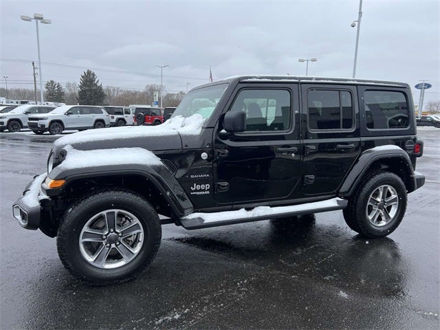 2022 Jeep Wrangler Unlimited Sahara 4x4