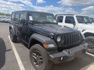 2025 Jeep Wrangler 4-Door Summit 4x4
