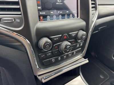 2019 Jeep Grand Cherokee Laredo E