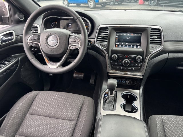 2019 Jeep Grand Cherokee Laredo E