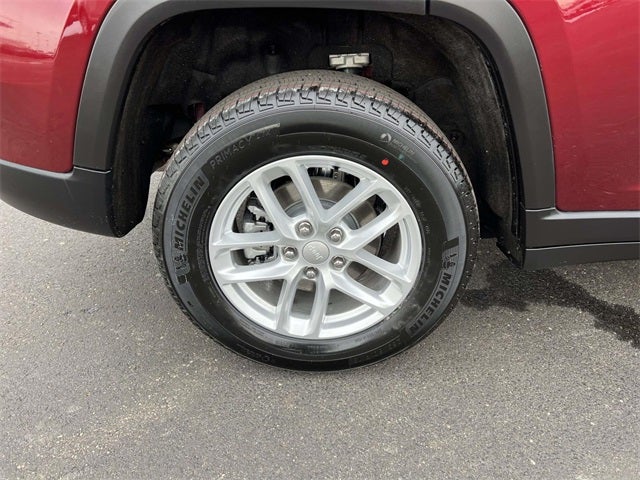 2026 Jeep Grand Cherokee GRAND CHEROKEE LAREDO X 4X4