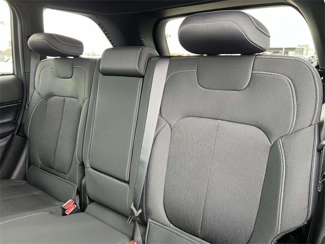 2026 Jeep Grand Cherokee GRAND CHEROKEE LAREDO X 4X4