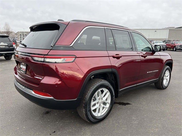 2026 Jeep Grand Cherokee GRAND CHEROKEE LAREDO X 4X4