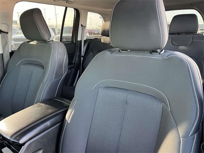 2023 Jeep Grand Cherokee Laredo 4x4