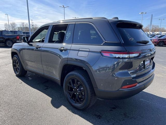 2026 Jeep Grand Cherokee GRAND CHEROKEE LAREDO ALTITUDE 4X4