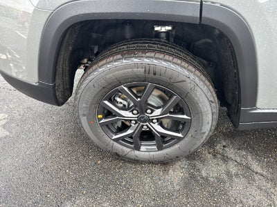 2027 Jeep Grand Cherokee Laredo Altitude