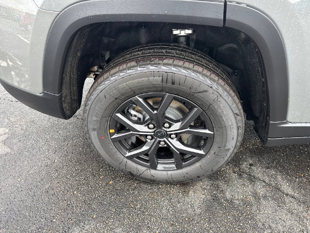 2027 Jeep Grand Cherokee Laredo Altitude