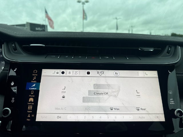 2027 Jeep Grand Cherokee Laredo Altitude
