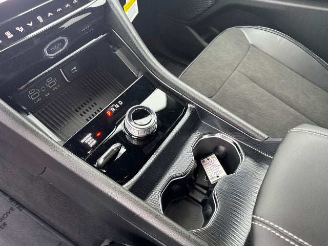 2027 Jeep Grand Cherokee Laredo Altitude