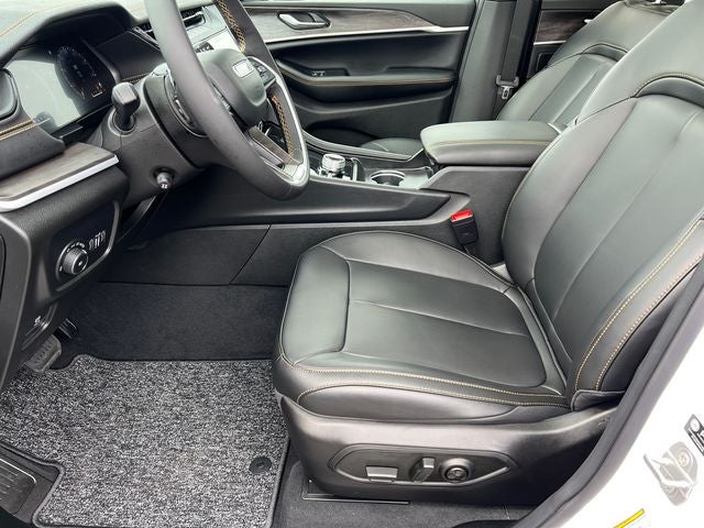 2026 Jeep Grand Cherokee 85th Anniversary Edition