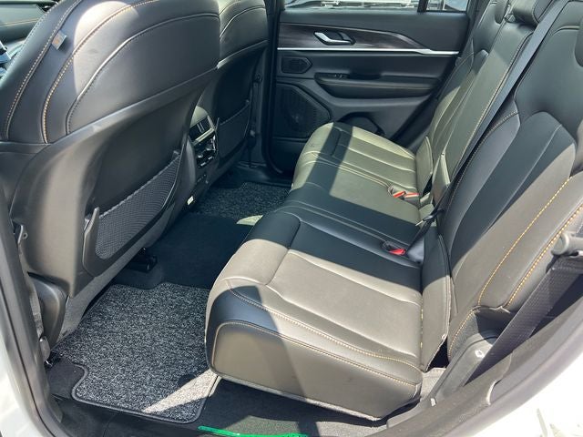 2026 Jeep Grand Cherokee 85th Anniversary Edition