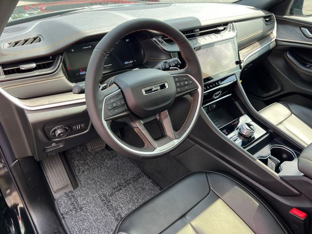 2026 Jeep Grand Cherokee 85th Anniversary Edition