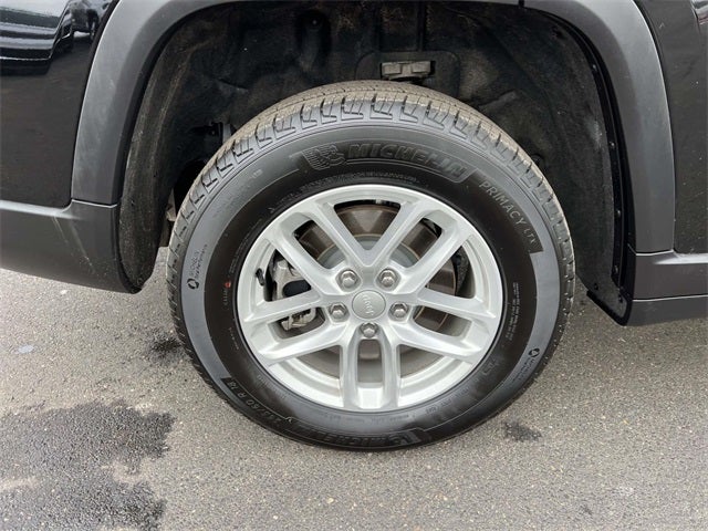 2024 Jeep Grand Cherokee L Laredo 4x4