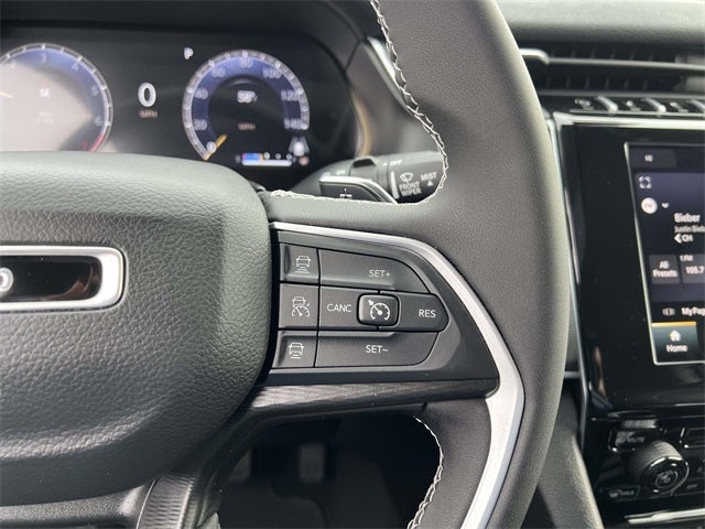 2024 Jeep Grand Cherokee L Laredo 4x4