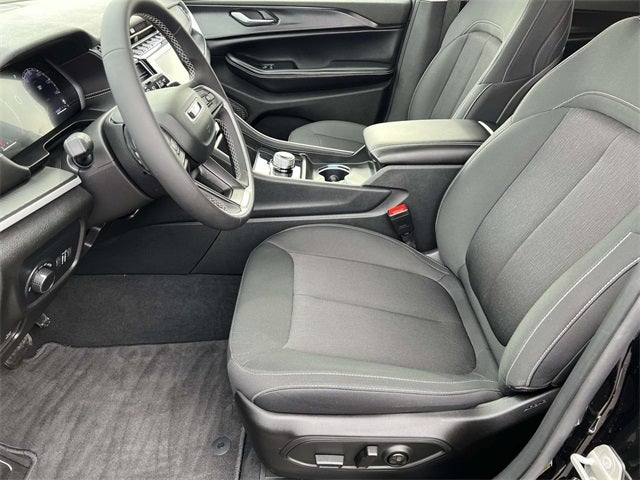 2024 Jeep Grand Cherokee L Laredo 4x4