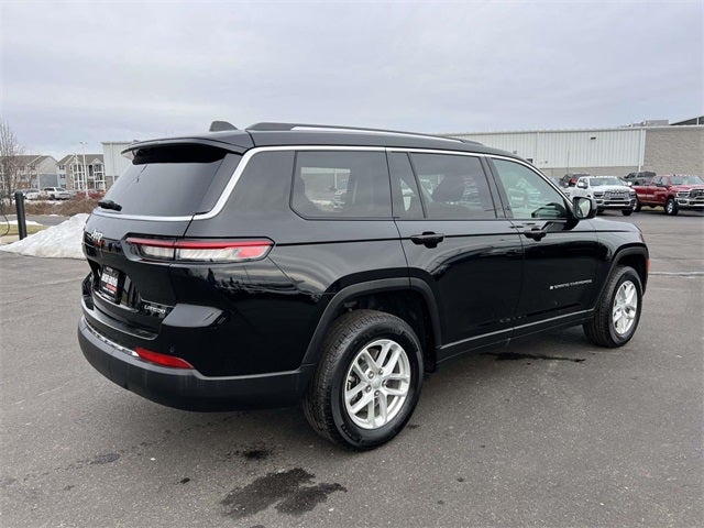 2024 Jeep Grand Cherokee L Laredo 4x4