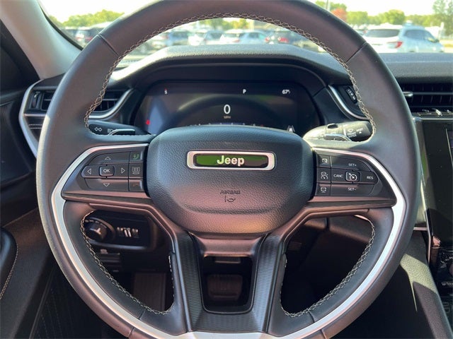 2023 Jeep Grand Cherokee L Laredo 4x4