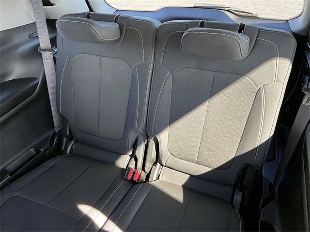 2023 Jeep Grand Cherokee L Laredo 4x4