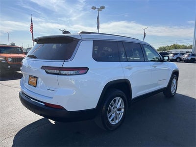 2023 Jeep Grand Cherokee L Laredo 4x4