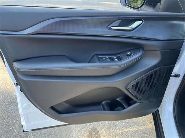 2025 Jeep Grand Cherokee GRAND CHEROKEE L LAREDO 4X4