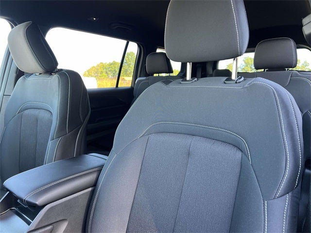 2025 Jeep Grand Cherokee GRAND CHEROKEE L LAREDO 4X4