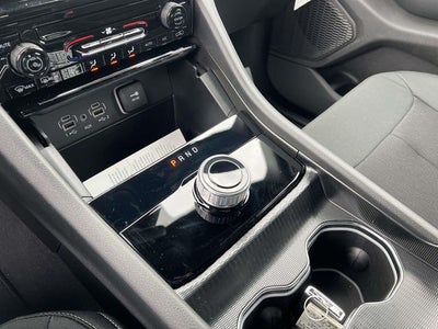 2025 Jeep Grand Cherokee GRAND CHEROKEE L LAREDO 4X4