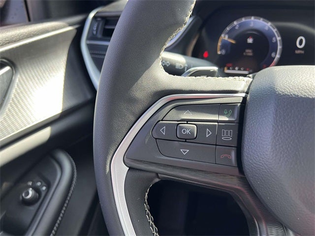 2026 Jeep Grand Cherokee GRAND CHEROKEE L LAREDO 4X4