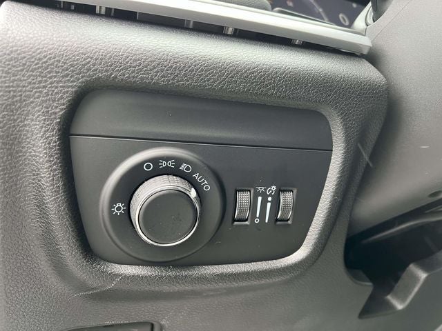 2026 Jeep Grand Cherokee GRAND CHEROKEE L LAREDO X 4X4