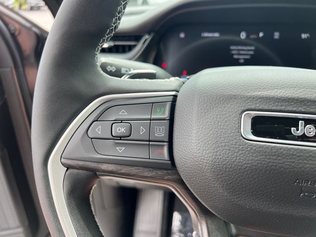 2026 Jeep Grand Cherokee Altitude