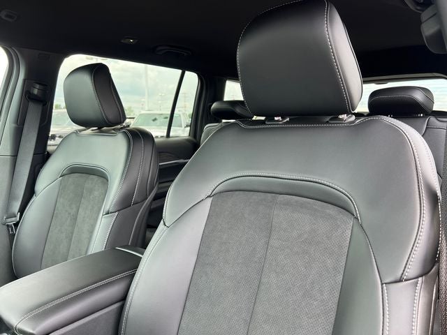 2026 Jeep Grand Cherokee Altitude