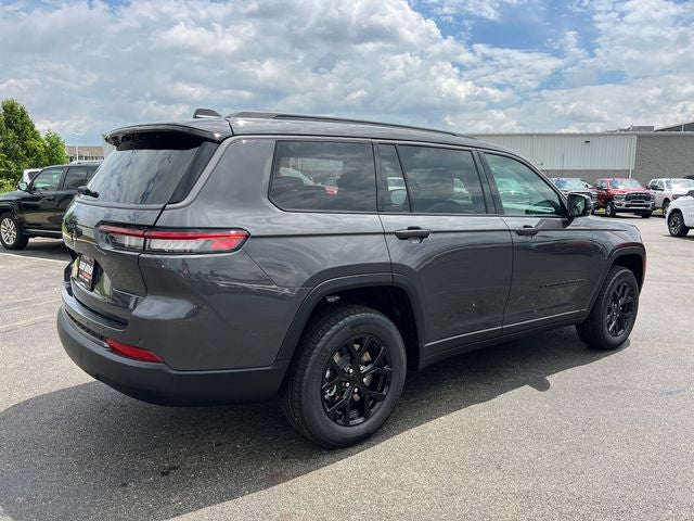 2026 Jeep Grand Cherokee Altitude