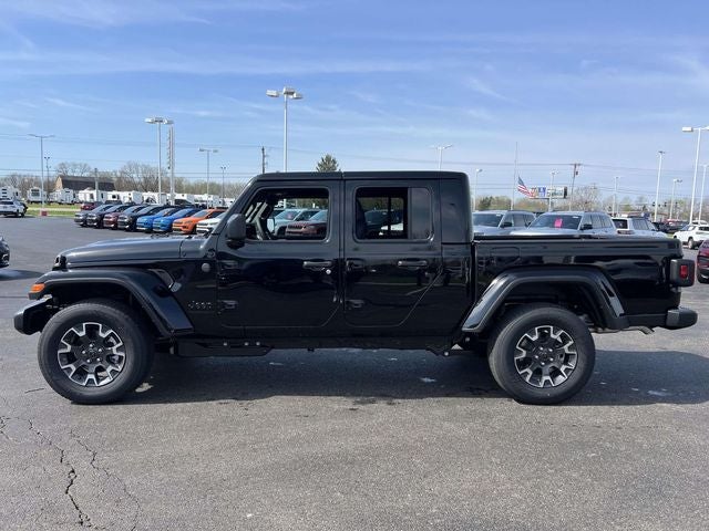 2026 Jeep Gladiator GLADIATOR SAHARA 4X4