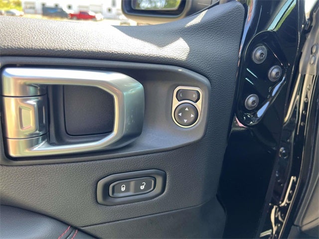 2025 Jeep Gladiator GLADIATOR RUBICON X 4X4