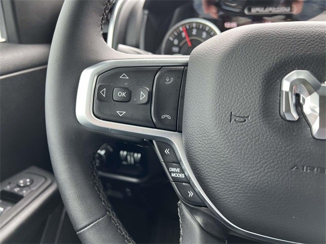 2025 RAM 1500 Big Horn Crew Cab 4x4 5'7' Box