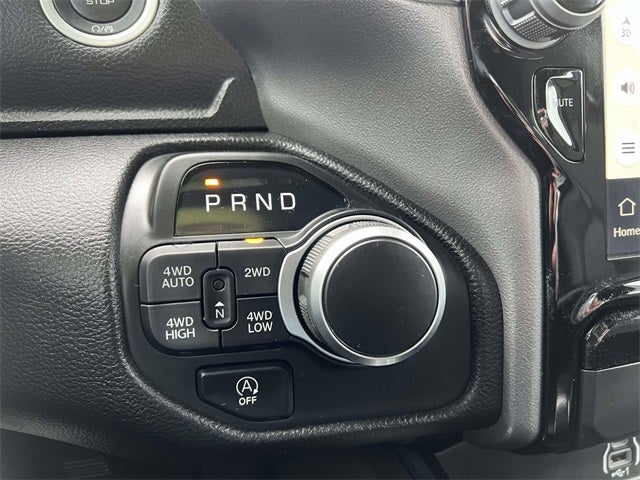 2025 RAM 1500 Big Horn Crew Cab 4x4 5'7' Box