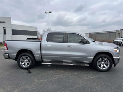 2020 RAM 1500 Big Horn Crew Cab 4x4 5'7' Box