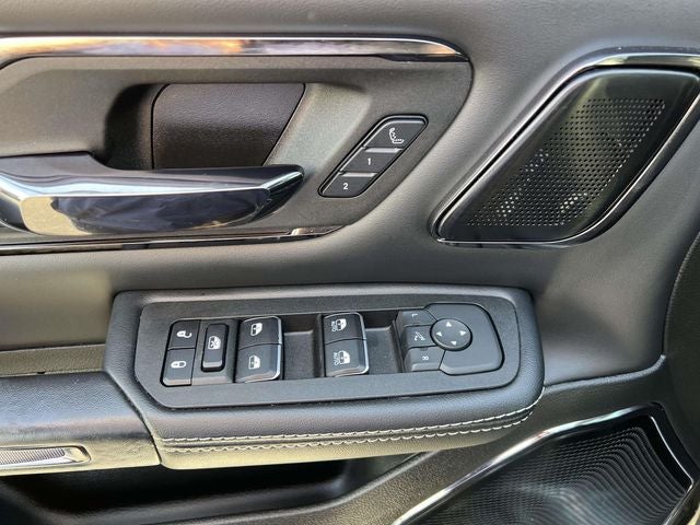 2025 RAM 1500 Limited Crew Cab 4x4 5'7' Box