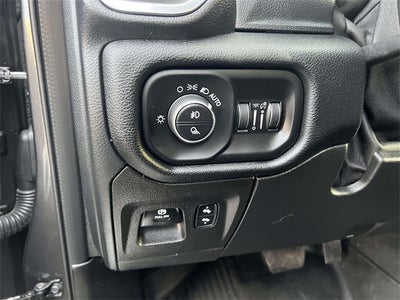 2022 RAM 1500 Laramie Crew Cab 4x4 6'4' Box