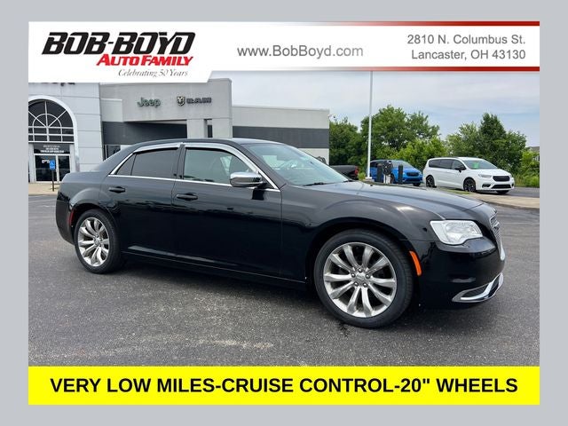 2018 Chrysler 300 Touring