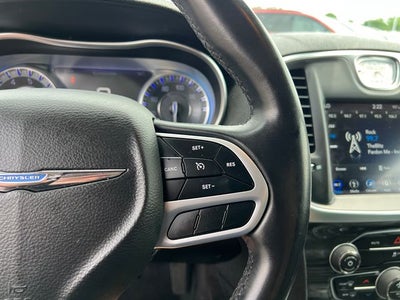 2018 Chrysler 300 Touring