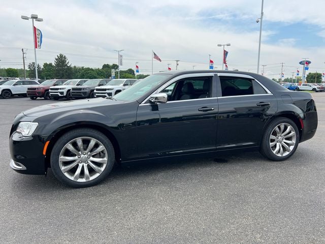 2018 Chrysler 300 Touring
