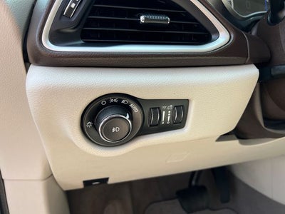 2017 Chrysler Pacifica Touring L