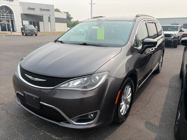 2017 Chrysler Pacifica Touring L