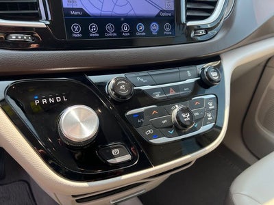 2017 Chrysler Pacifica Touring L
