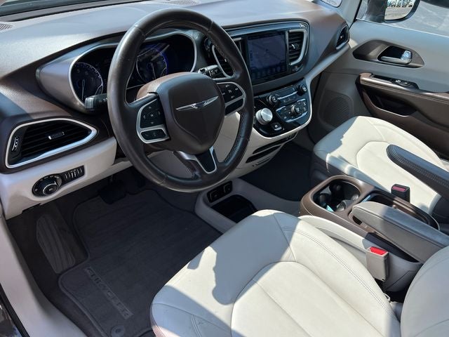 2017 Chrysler Pacifica Touring L