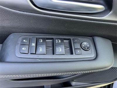 2025 Chrysler Voyager VOYAGER LX