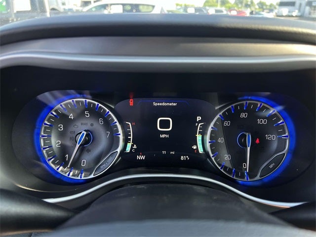 2025 Chrysler Voyager VOYAGER LX