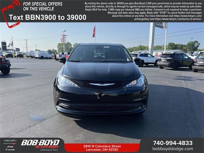 2025 Chrysler Voyager VOYAGER LX