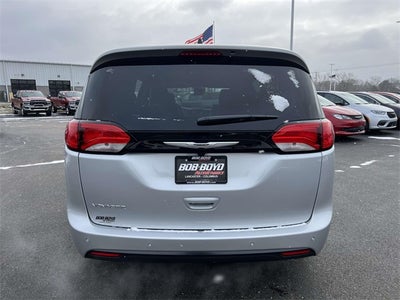 2026 Chrysler Voyager VOYAGER LX