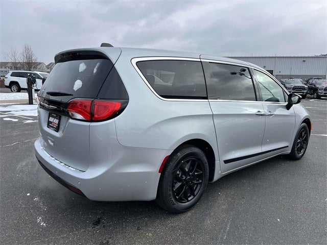 2026 Chrysler Voyager VOYAGER LX